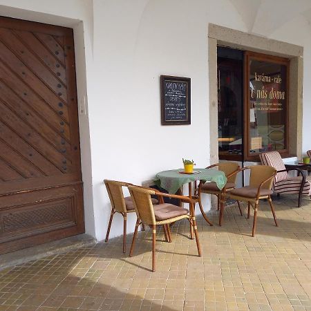 Apartman U Jarosu Телч Экстерьер фото